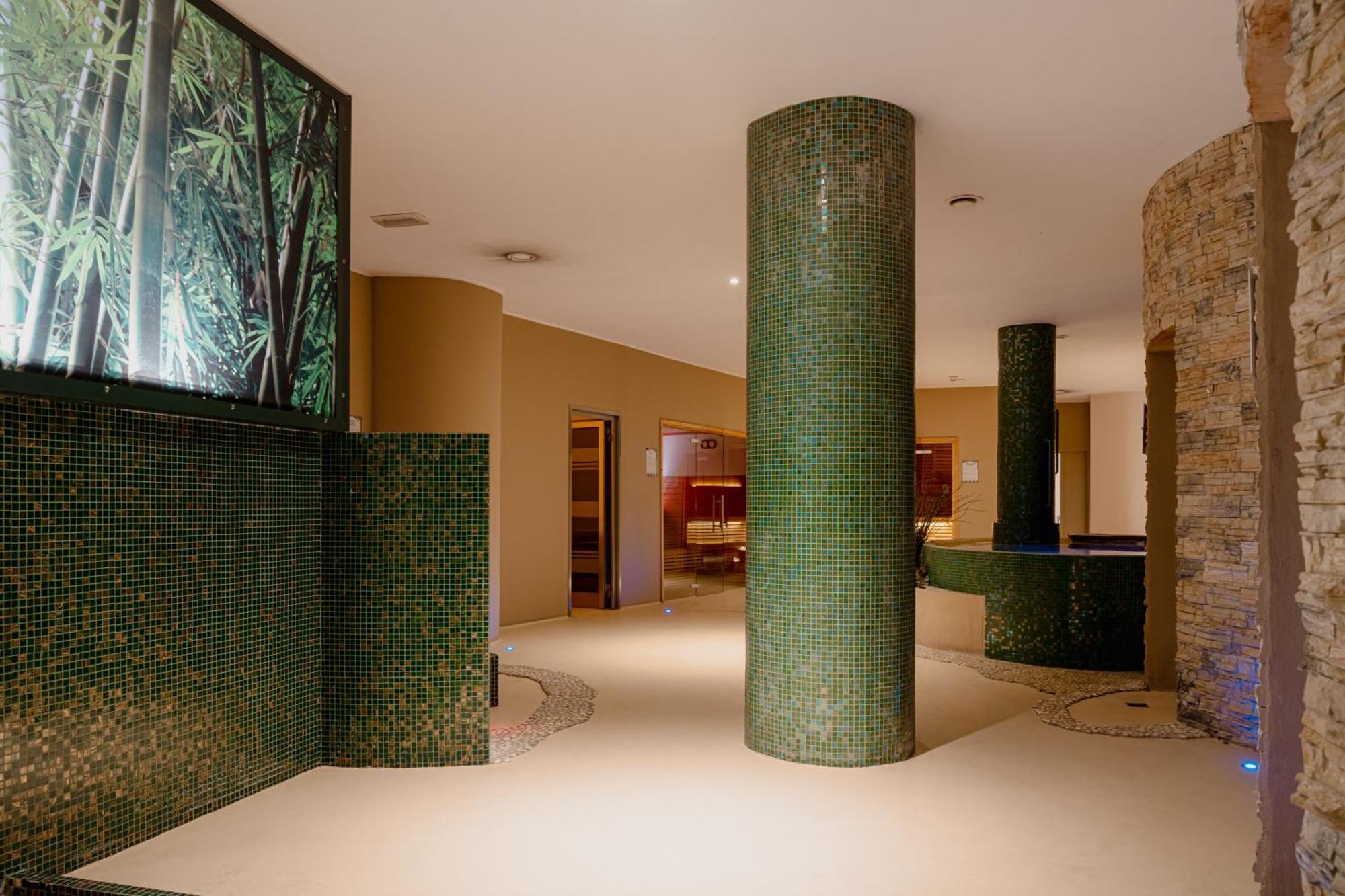 Mercure Olbia Exteriér fotografie