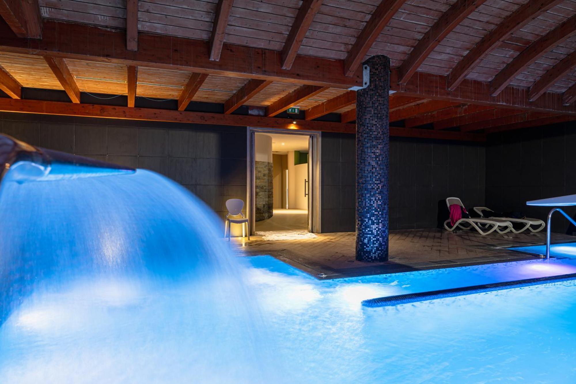 Mercure Olbia Exteriér fotografie