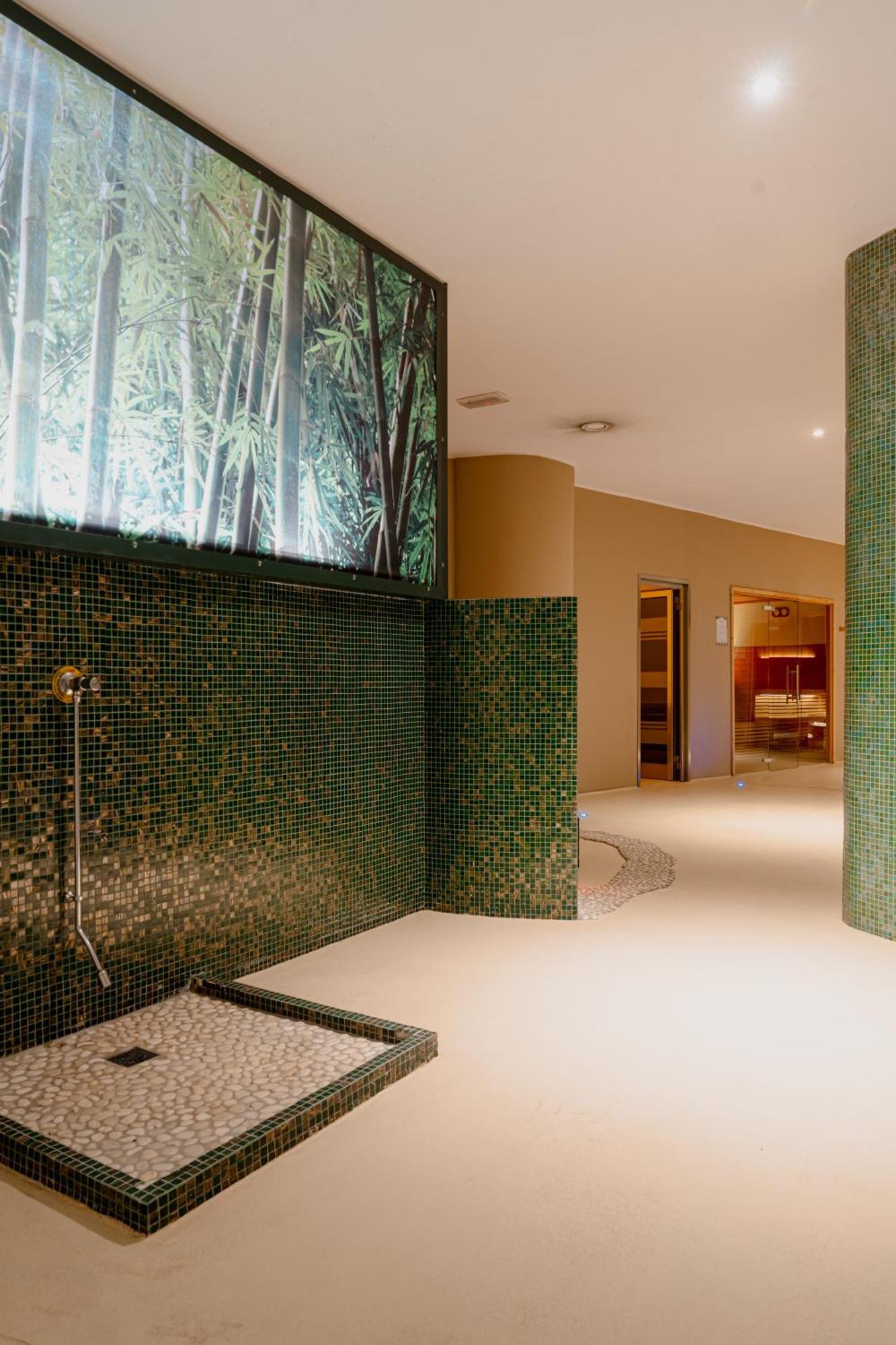Mercure Olbia Exteriér fotografie