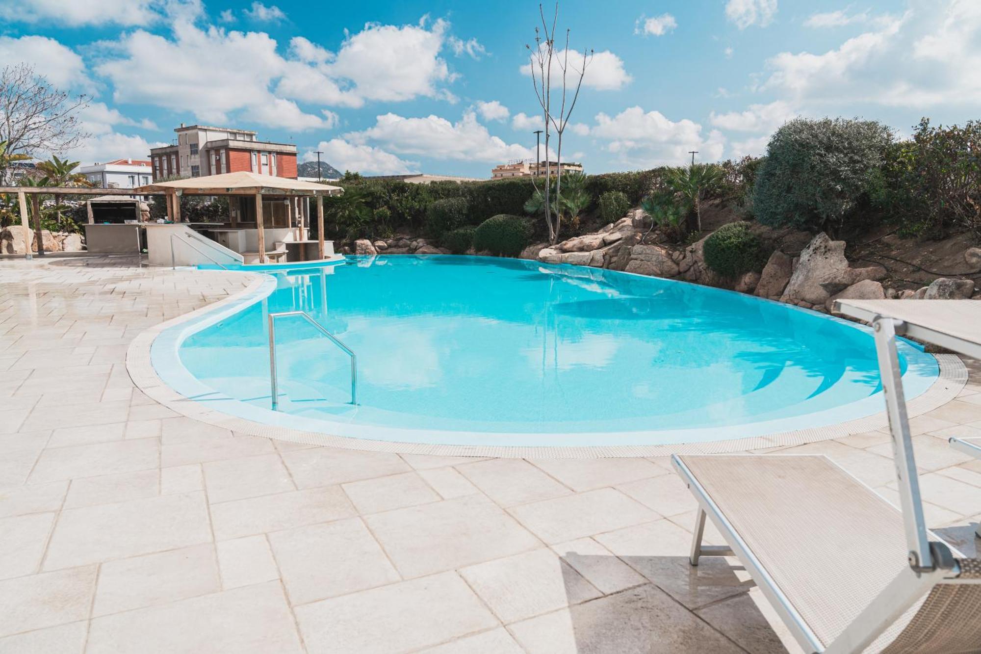 Mercure Olbia Exteriér fotografie