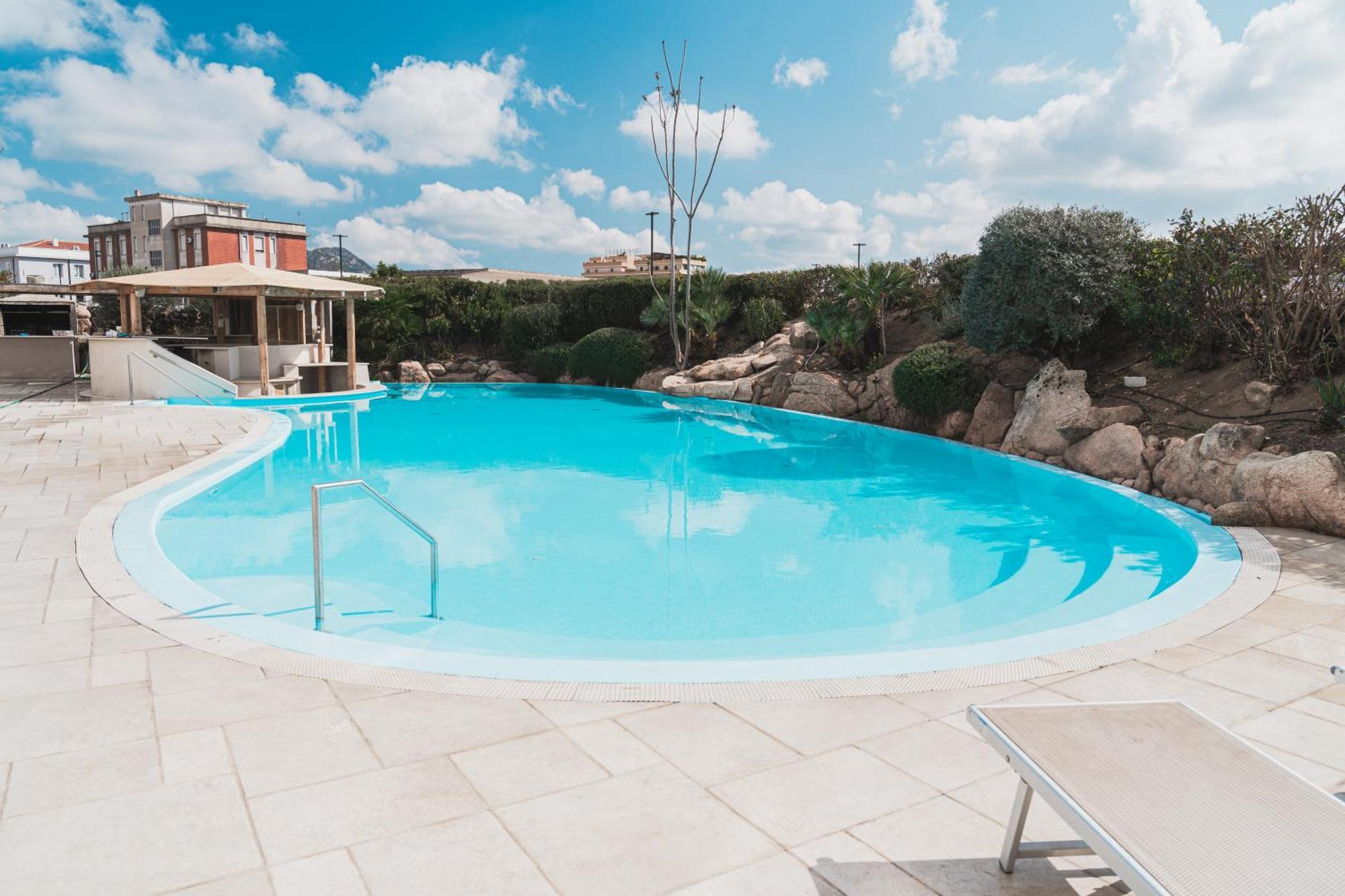 Mercure Olbia Exteriér fotografie
